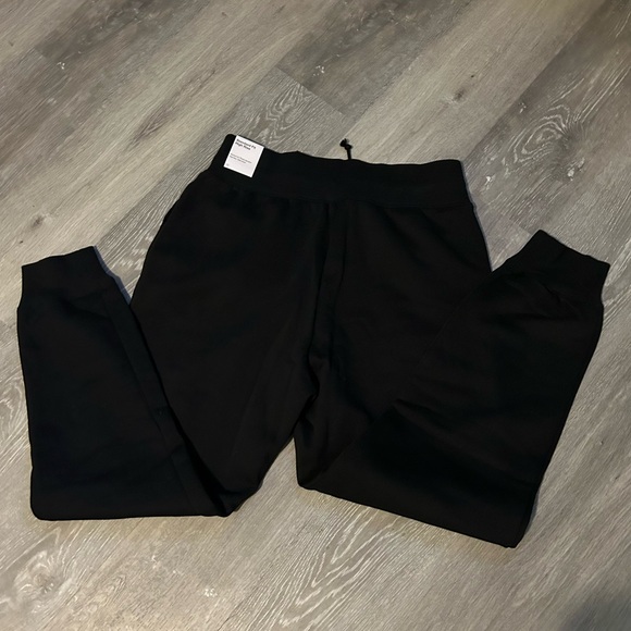 Nike Sweatpants - Picture 2 of 3